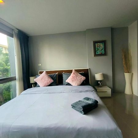 The Urban City Center By Fantasea Beach Pattaya Exterior photo